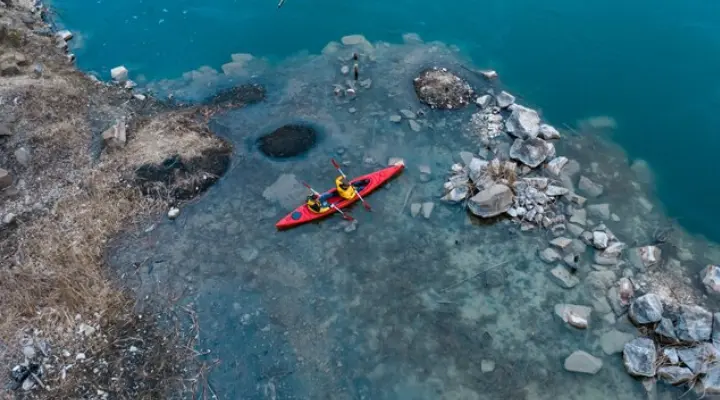 Undercut Rocks kayaks 